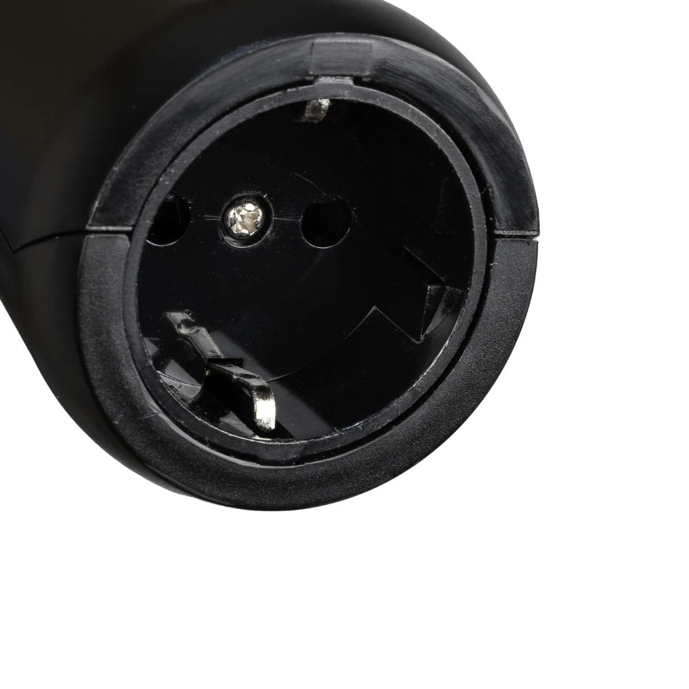 Adapteri type 2 (latausasema) tyypin F 230V Schuko pistorasiaan