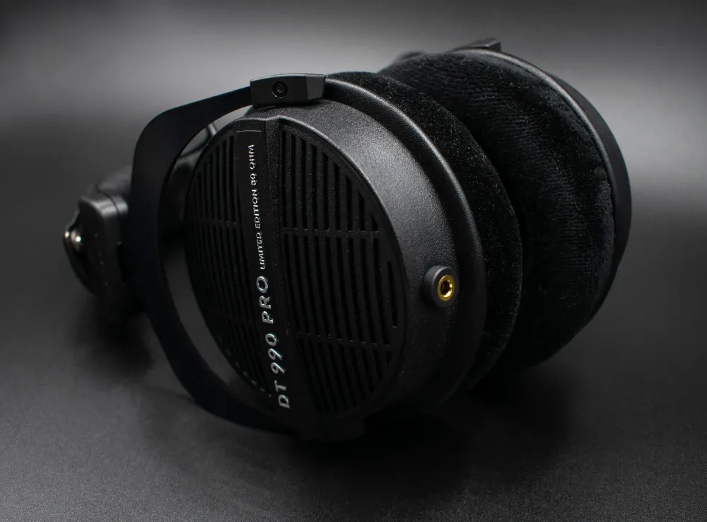 Beyerdynamic Irrotettavan kaapelin mod-palvelu (korjaus ja päivitys) Arachne Audio