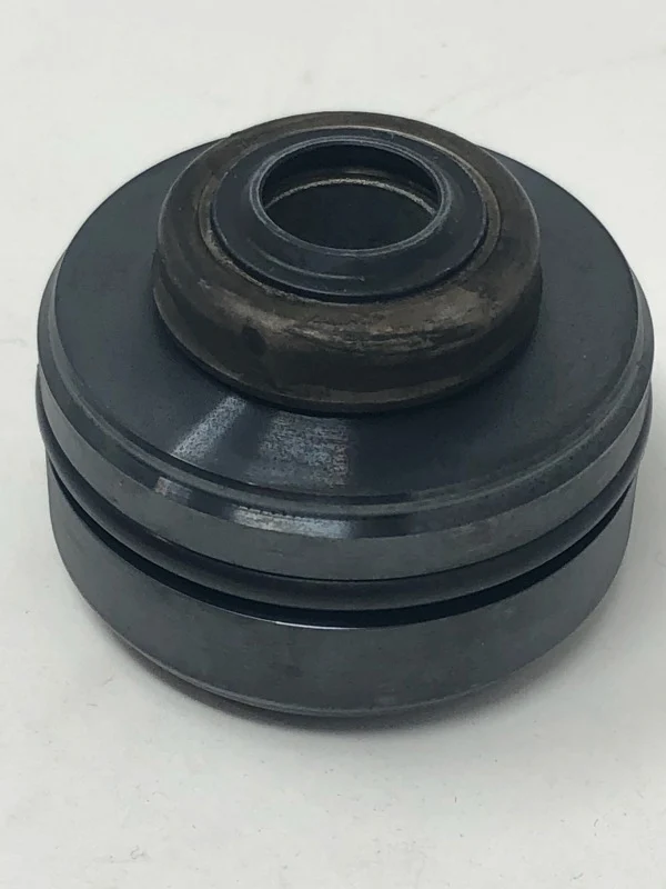 KYB 02-03/05-07 Suzuki GSX-R1000 Rear Shock Seal Head 46 mm. / 14 mm.