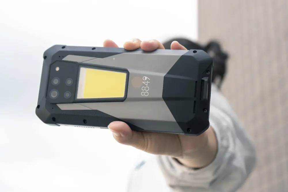 Unihertz Tank 3 Pro 5G -puhelin, 512/16 Gt
