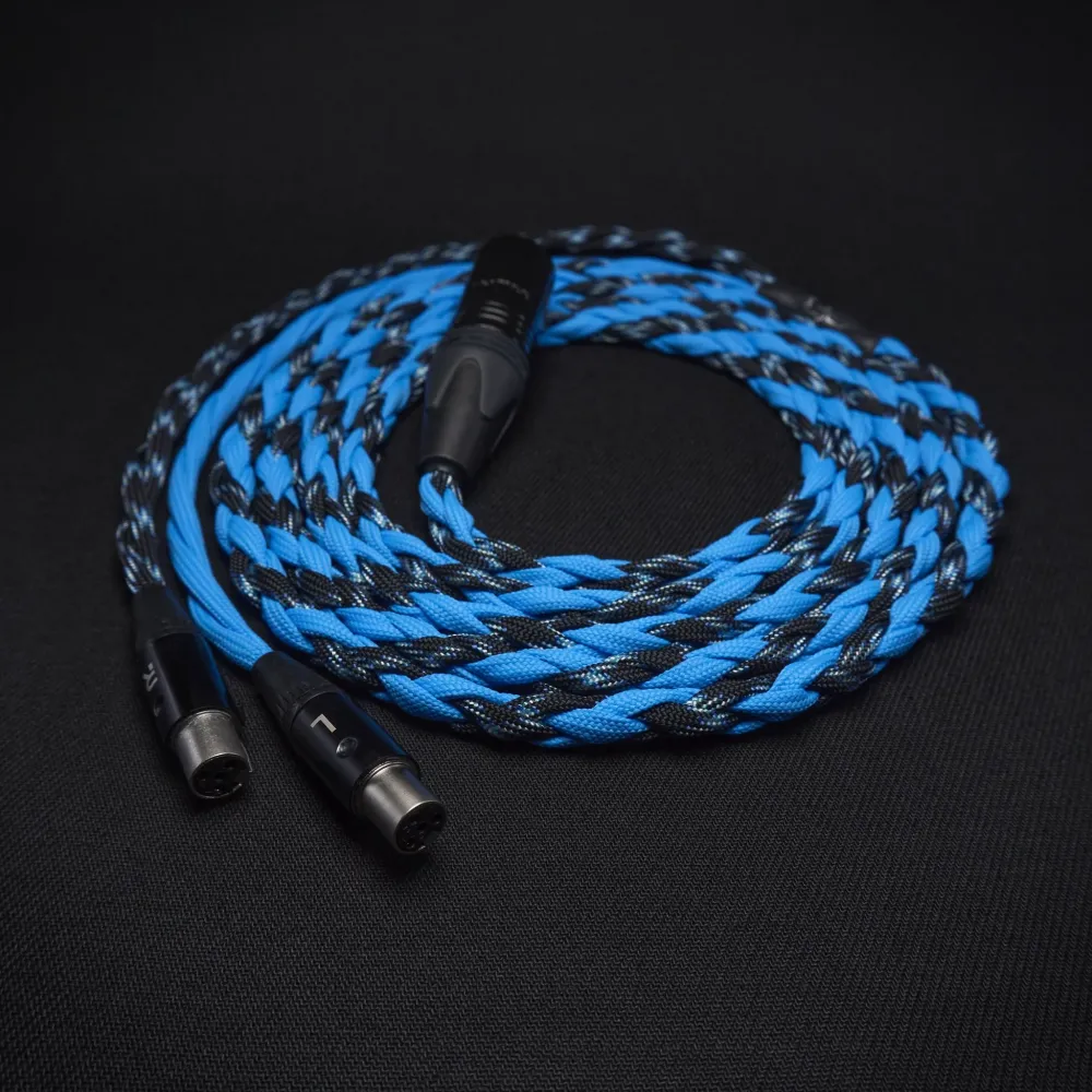 Abyss AB1266 -mukautuskaapeli (kaksois-3-nastainen Mini-XLR) - Aranea-sarja Arachne Audio