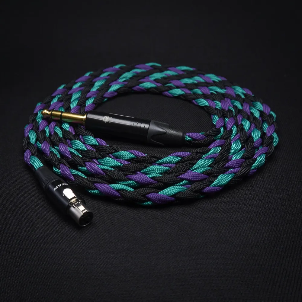 AKG K-sarjan mukautettu kaapeli (3-nastainen Mini-XLR) - Aranea-sarja Arachne Audio