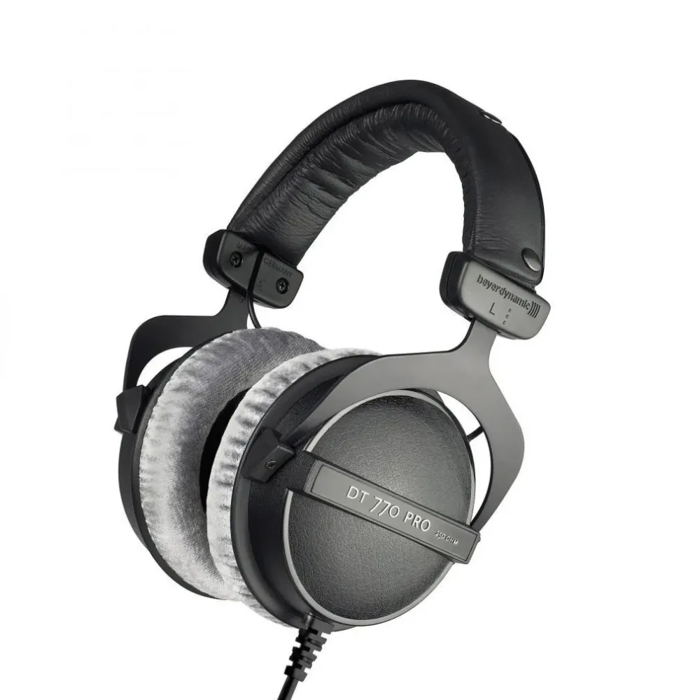 Beyerdynamic DT 770 PRO 250 ohmia Arachne Audio