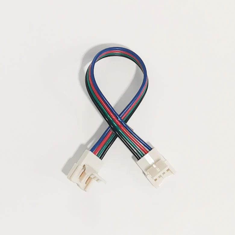 RGB - 10mm RGB LED-nauhan litteä jatkoliitin (nauha+nauha 13cm välijohdolla RGB led-nauhalle, max. 90led/m)
