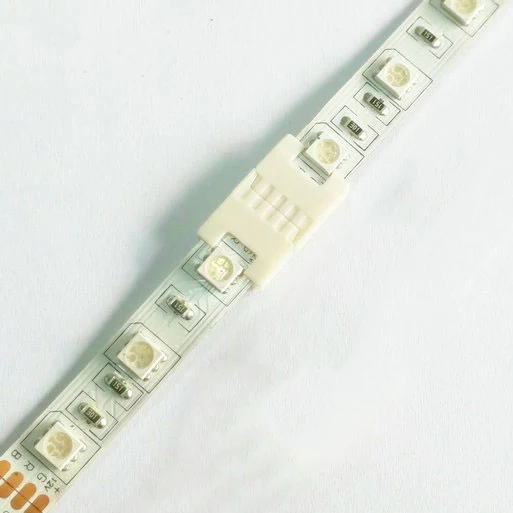 RGB - 10mm RGB LED-nauhan litteä jatkoliitin (nauha+nauha RGB led-nauhalle, max. 90led/m)