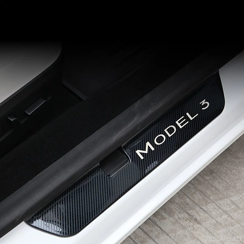 Tesla Model 3+ Highland Edition - Oven kynnyssuojaimet hiilikuitukuviolla