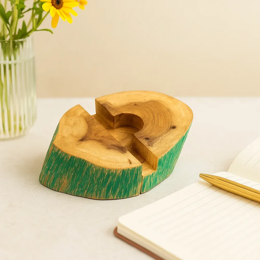 Puiset puhelinteline – Greenwash Gamal Wood