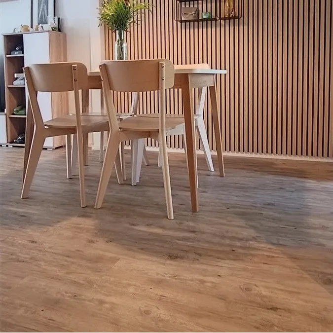 Vinyylilankku SPC+EVA Natur Sviby 1718SE 2,79m²