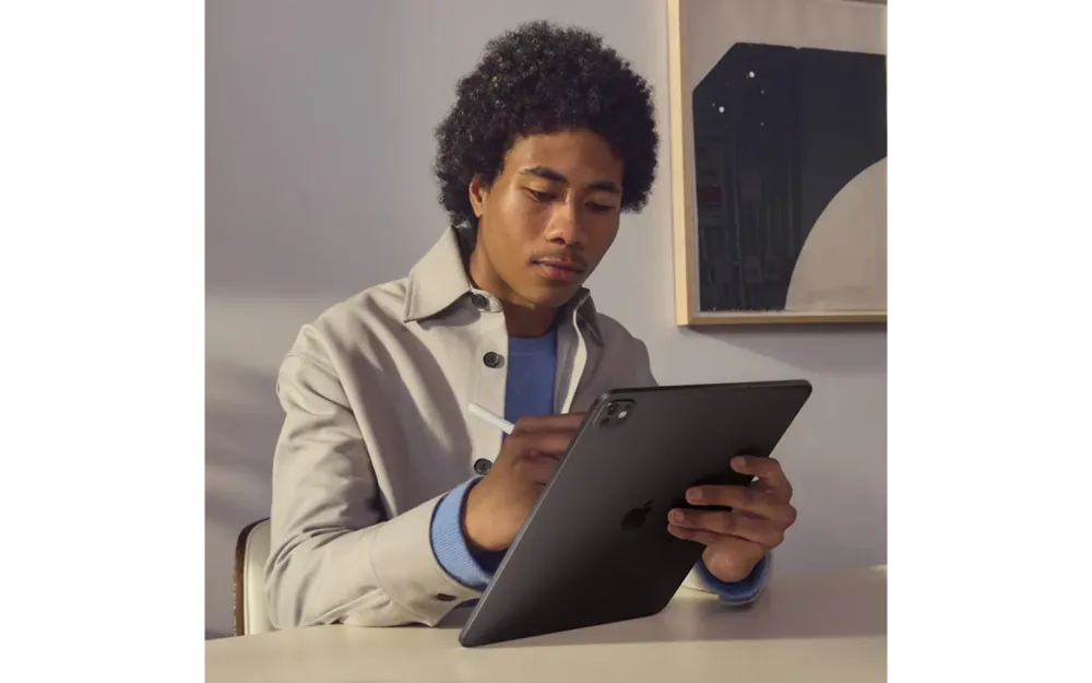 Apple iPad Pro 13" M5 512 Gt WiFi 2025, tähtimusta