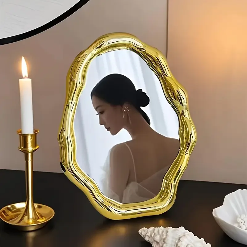 Fashionable High End Gold Portable Cloud Makeup Mirror Foldable Makeup Mirror Home Decoration Friends Gifts