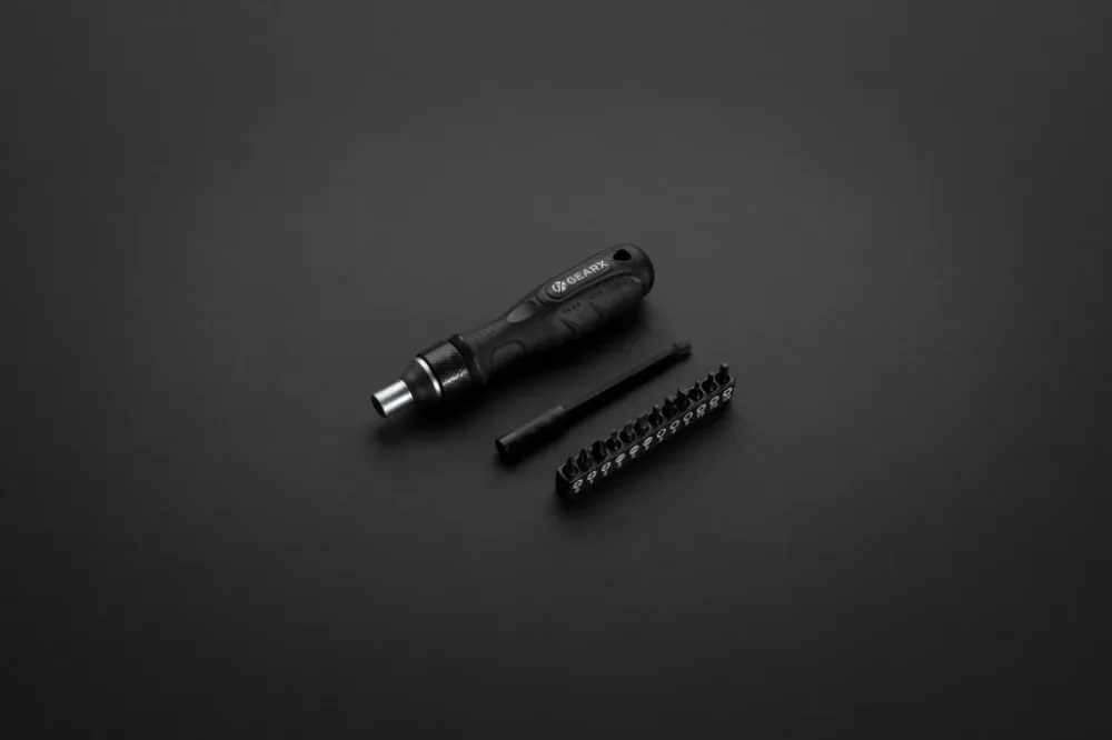 Gear X räikkäruuvimeisseli