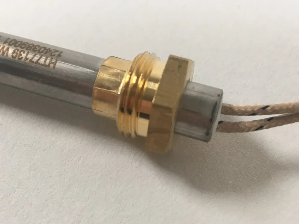 Sytytystulppa 300W pelletti liesi L = 15,3 cm/d = 1,0 cm ylimääräinen allocular