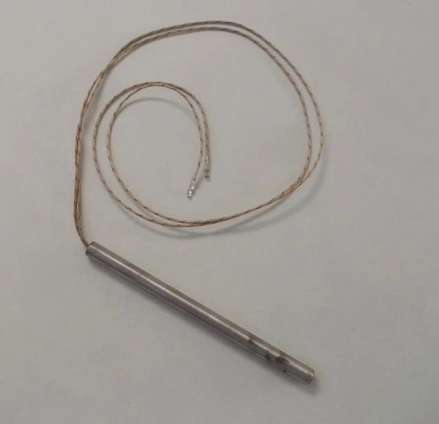 Sytytystulppa 300W pellettiliesi L = 15,4 cm/d = 1cm Edilkaminia