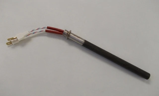Sytytystulppa 350W pelletti liesi L = 17,5 cm/d = 1,25 cm MCZ