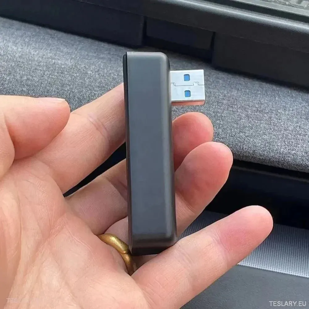 Tesla 3 Highland Glove Box -telakointiasema 4 -satamat