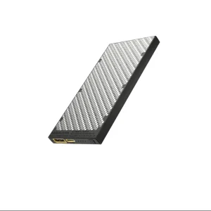 Nitecore NB10000: Kevyt hiilikuituinen varavirtalähde
