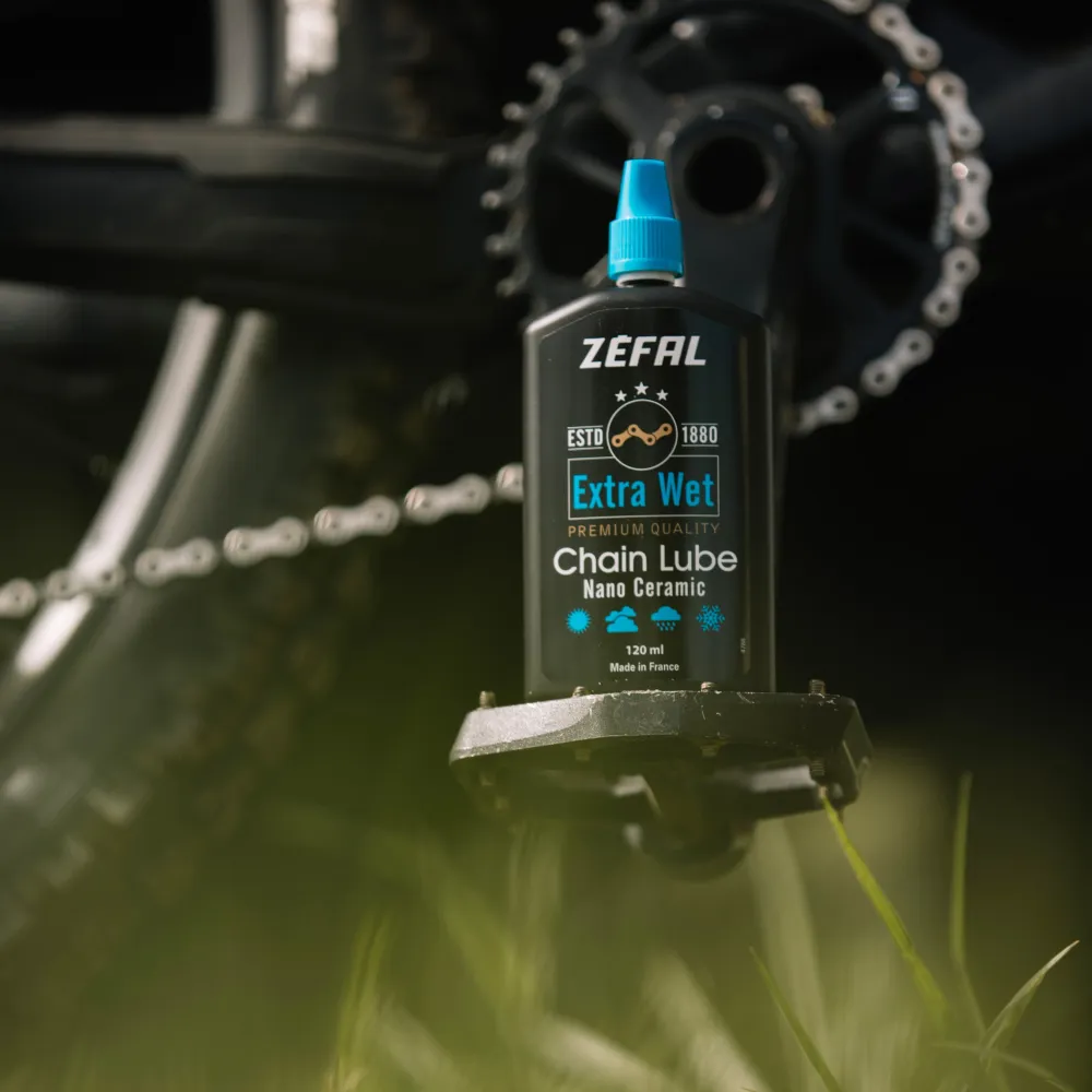 ZEFAL EXTRA WET LUBE Keraaminen ketjuvoiteluaine - Kaikki olosuhteet (120 ml)